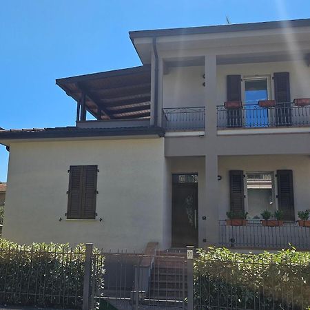 Apartamento Pane E Cioccolata Foligno Exterior foto